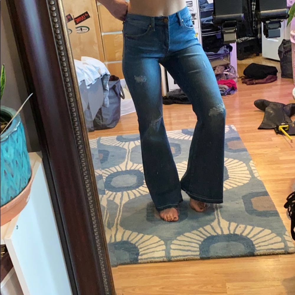 GREYWIRE  petite flare jeans NWOT 26